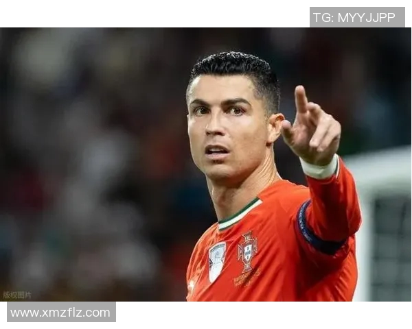 马丁内斯的传奇旅程:从青涩球员到世界足球巨星的蜕变与辉煌